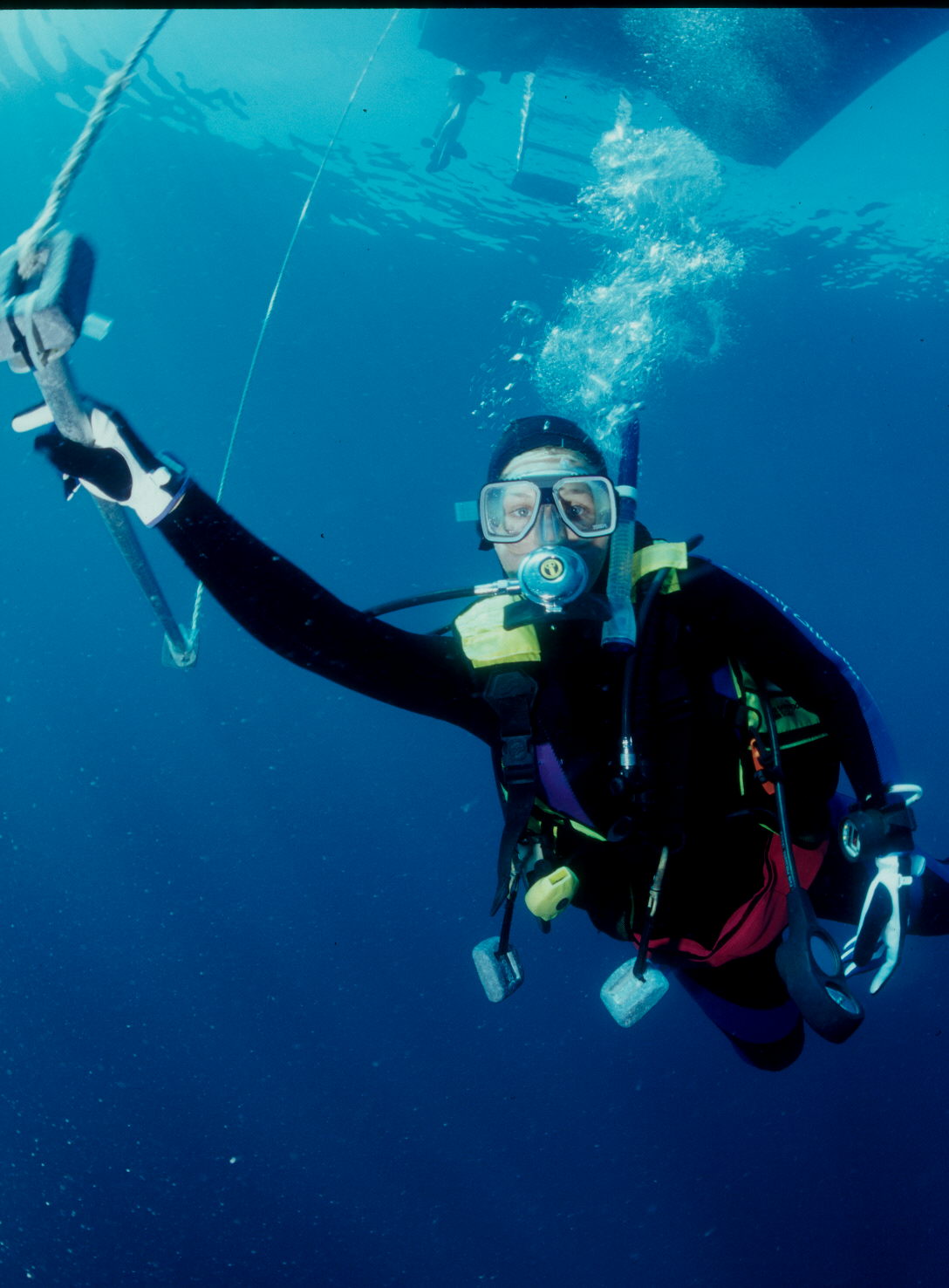 Safety stop at HMAS Perth wreck